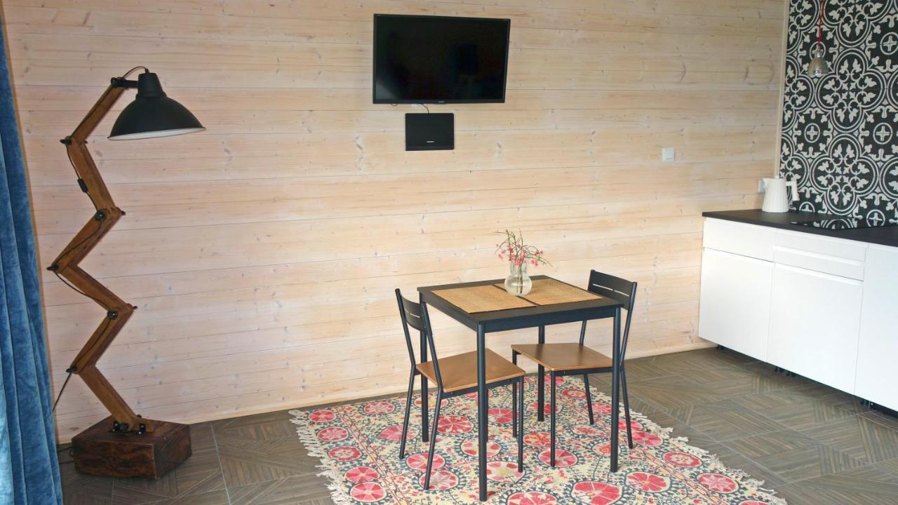 Dzikie Lisko - Apartament Z Tarasem Lesko Exteriör bild